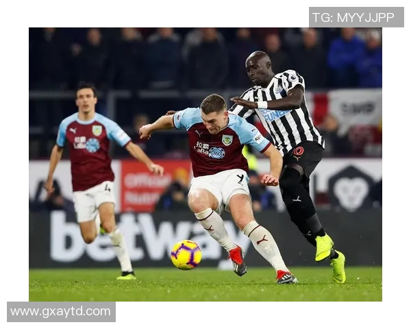 伯恩利足球俱乐部的辉煌历程与未来展望解析